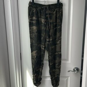 Rewash Camo Print Drawstring Joggers Size M